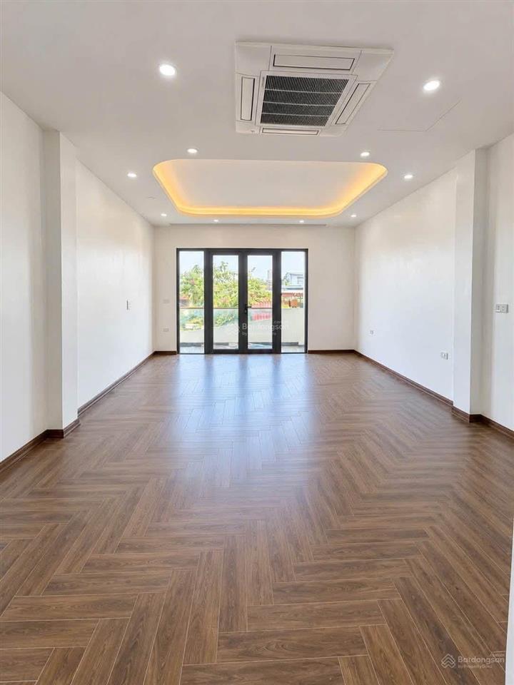 Đẳng cấp ba đình, building kim mã 8 tầng thang máy, 2 mặt ngõ ô to tránh, sổ vuông đẹp27 tỷ