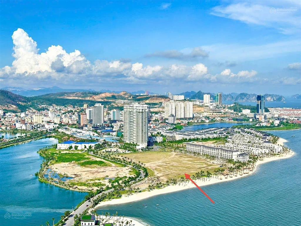 Bán căn studio aria bay full tiền 2,2 tỷ, kinh doanh cho thuê ổn định dòng tiền 30tr/ tháng