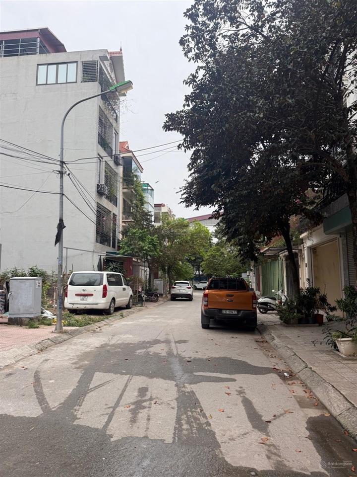 Rẻ nhất thạch bàn khu phân lô đối diện aeon 80m 6 tầng thang máy vỉa hè ở kết hợp kinh doanhsđcc