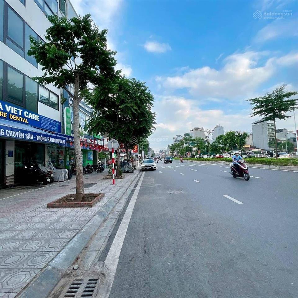 Mp hồng tiến toà nhà văn phòng 5 tầng thang máy vỉa hè kinh doanh sầm uất giá đầu tư sđcc 155m