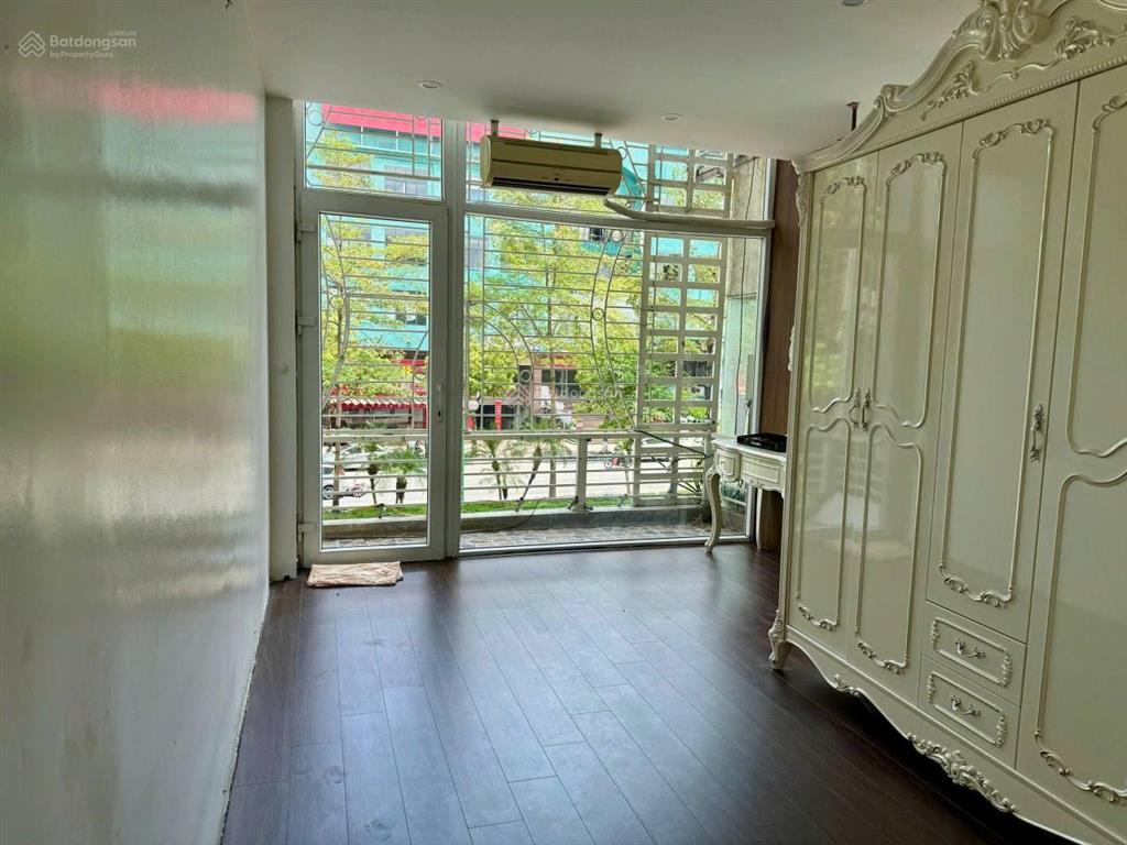 Cho thuê nguyên căn mặt phố ngô gia tự  kinh doanh mọi loại hình  spa  công ty  siêu thị mini
