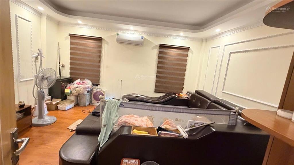 Nhà ngọc thụy 33m x 5 tầng 6.9 tỷ full nội thất sđcc sẵn ở ngay chủ thiện chí chưa qua đt