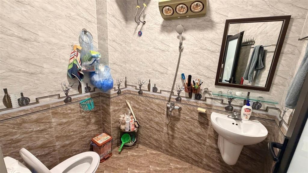 Nhà ngọc thụy 33m x 5 tầng 6.9 tỷ full nội thất sđcc sẵn ở ngay chủ thiện chí chưa qua đt