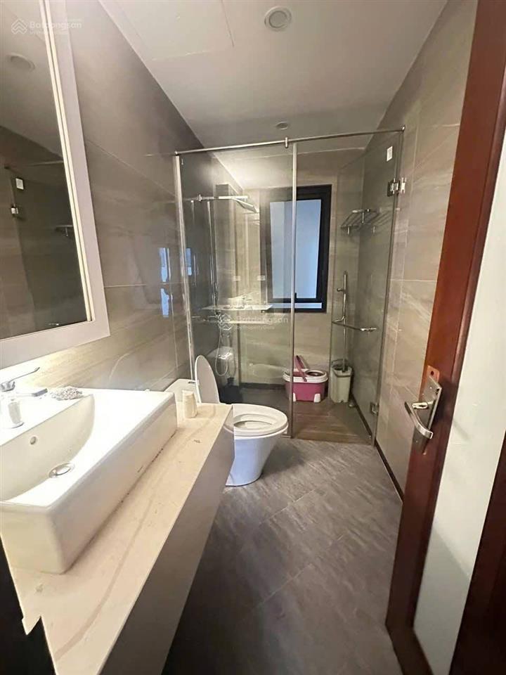 Bán tòa vp tại khu mỹ đình  sông đà, ô tô tránh. dt 78m². mt 5.7m. xây 7 tầng. giá chào 33.3 tỷ