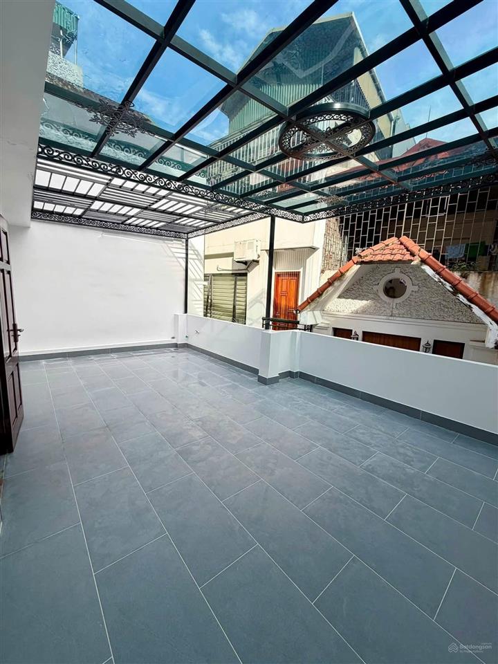Bán nhà xây mới tại phố hoàng ngân, p. trung hòa. dt 59m2. mt 7m. xây 5 tầng. giá chào 17,5 tỷ