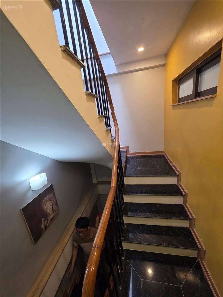 Bán nhà khu phân lô quân đội tại thanh xuân, hà nội. dt 35m2. mt 3.8m. xây 5 tầng. giá chào 7.8 tỷ