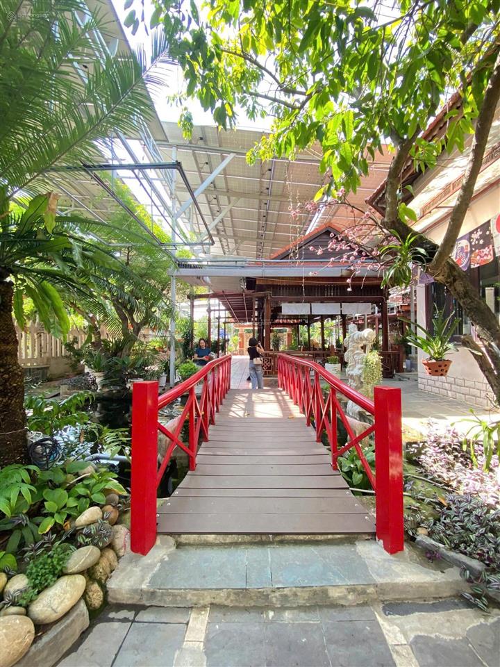 Chính chủ cho thuê mặt bằng 1.000m2 lô góc cách biển nguyễn tất thành 500m  cafe sân vườn, hồ cá