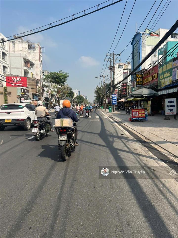 (bán gấp) mặt tiền nguyễn xí  vị trí vàng hiếm bán  5x17m  giá thuê cao  chỉ hơn 12.x tỷ.