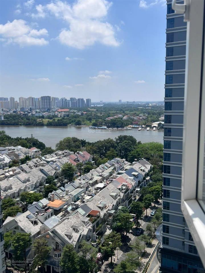 Bán căn hộ chung cư 1pn, 40m2 giá siêu hời tại riverside 90, view quận 1  giá 3,5 tỷ bao sổ hồng