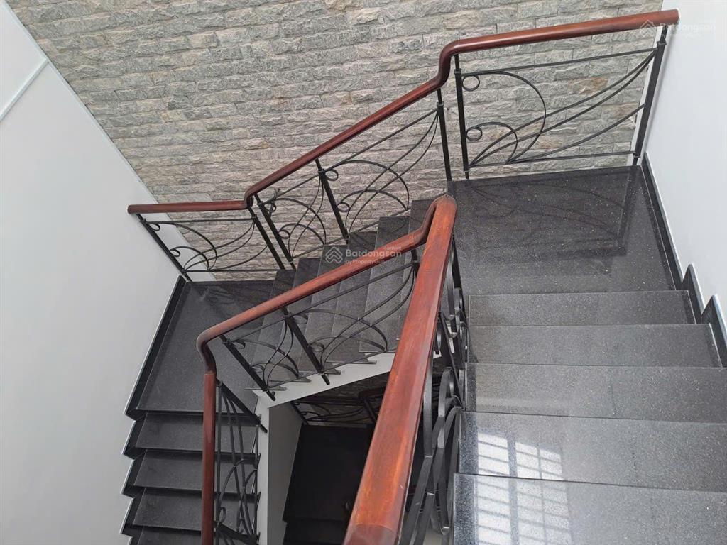 Bán biệt thự tại trần trọng cung, 27 tỷ, 192 m2, giá còn thương lượng