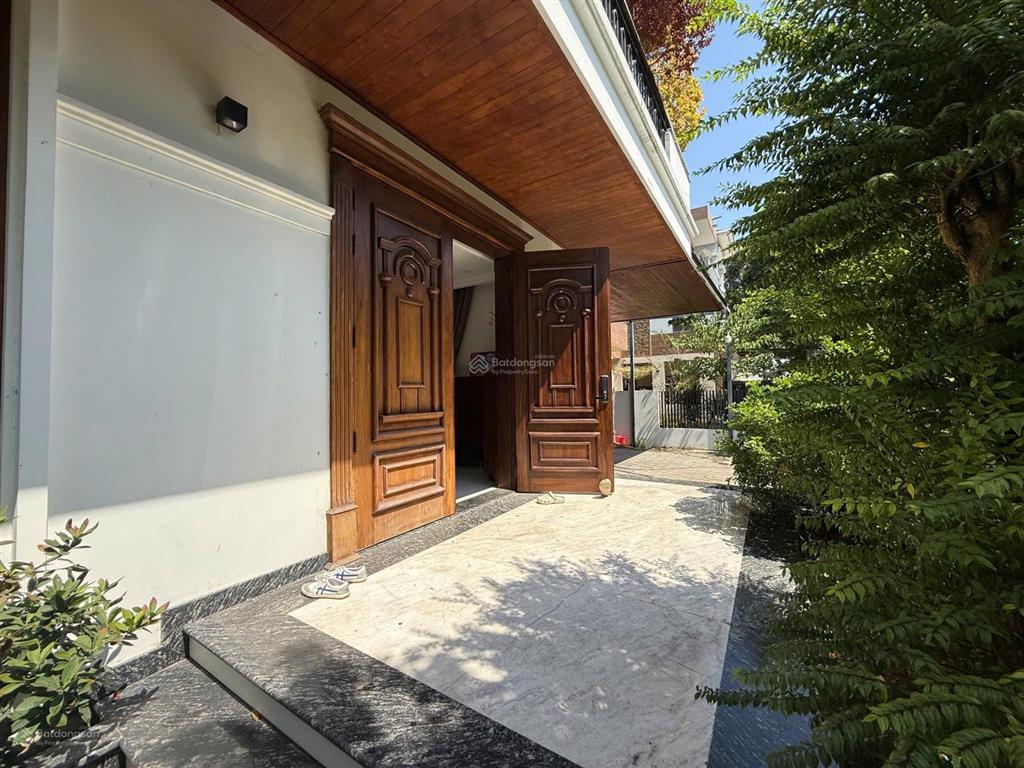 Bán biệt thự tứ lập mỹ gia 2  phú mỹ hưng 85 tỷ  0984 848 *** mạnh đạt