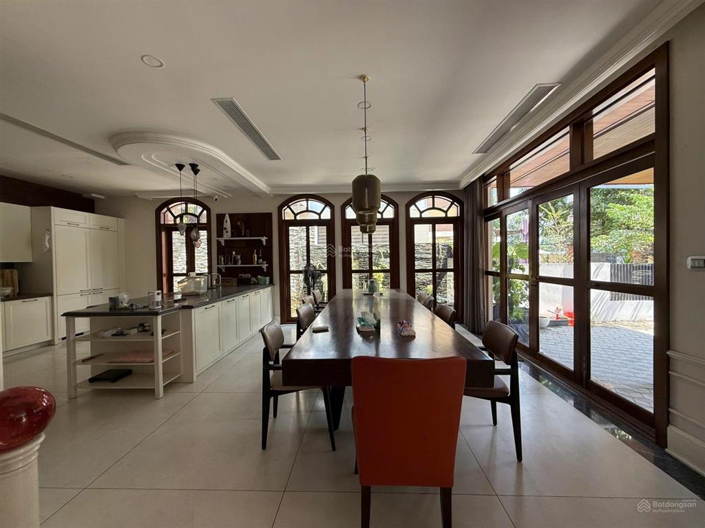 Bán biệt thự tứ lập mỹ gia 2  phú mỹ hưng 85 tỷ  0984 848 *** mạnh đạt