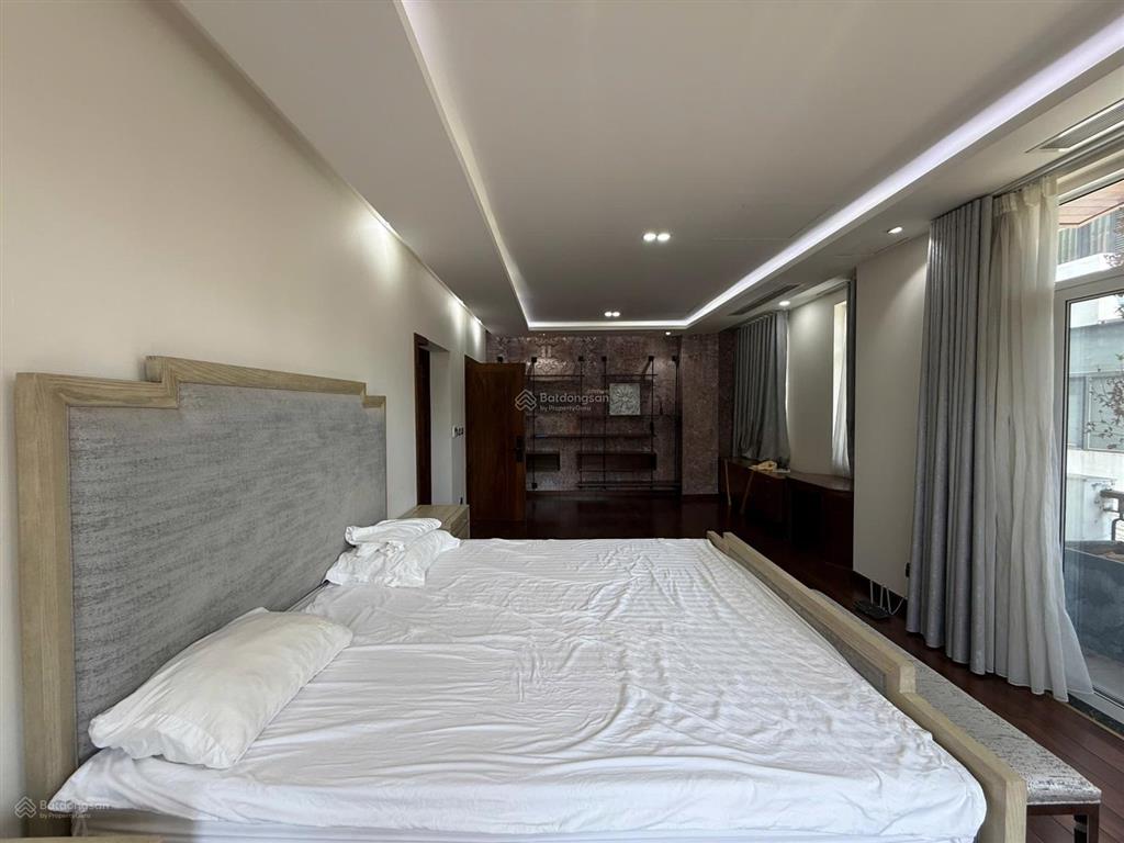 Bán biệt thự tứ lập mỹ gia 2  phú mỹ hưng 85 tỷ  0984 848 *** mạnh đạt