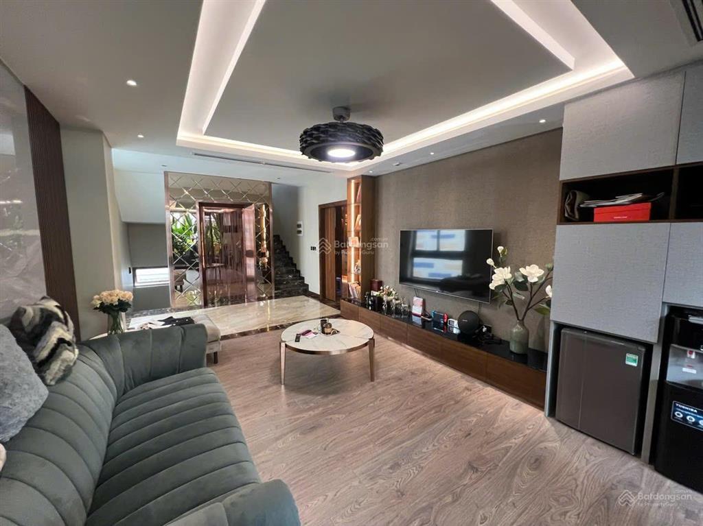 Bán biệt thự đơn lập góc siêu đẹp nam thông 3  phú mỹ hưng  0984 848 *** mạnh đạt