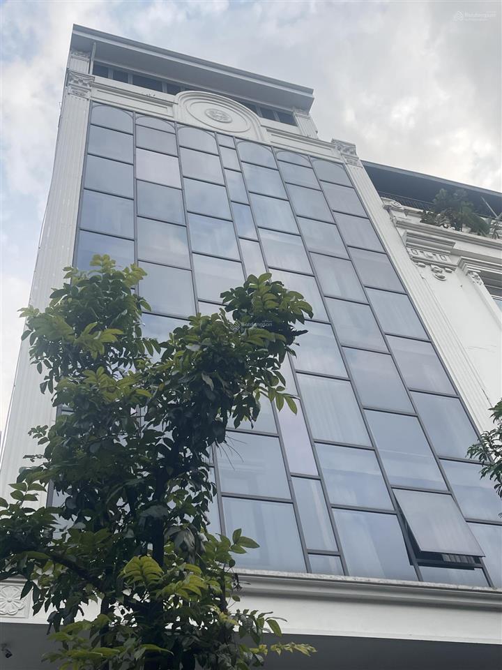 Bán gấp toà văn phòng 11t mặt vincom bà triệu, mp bà triệu 298m2 12mt cho thuê 520tr/th giá 205 tỷ