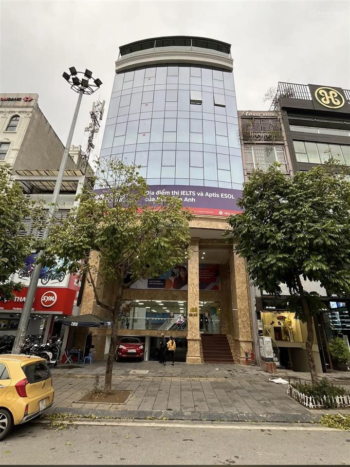 Bán gấp toà văn phòng mặt phố phan đình phùng, ba đình 330m 14mt 11 tầng hầm cho bank thuê 500tr/th