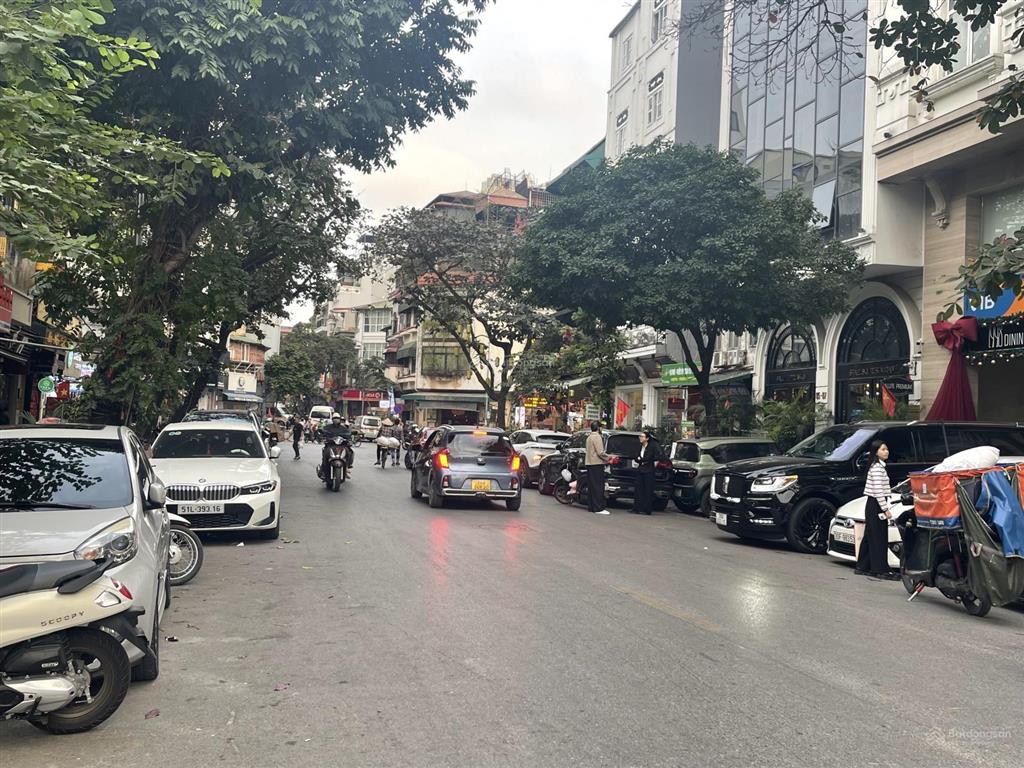 Bán gấp nhà mặt phố xuân la, căn góc 2 mặt phố vỉa hè ngay ngoại giao đoàn,100tr/th 146m2 9mt 65 tỷ