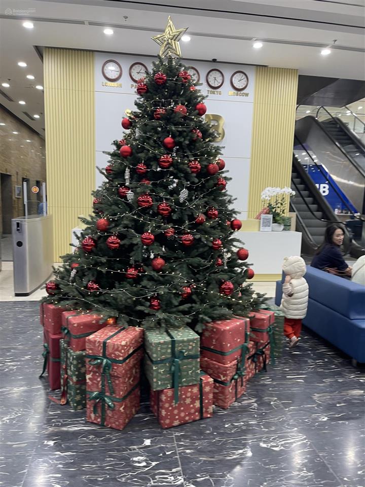 Bán gấp khách sạn view hồ tây trúc bạch căn góc mặt phố phan đình phùng ba đình 500m2 15t thuê 2 tỷ