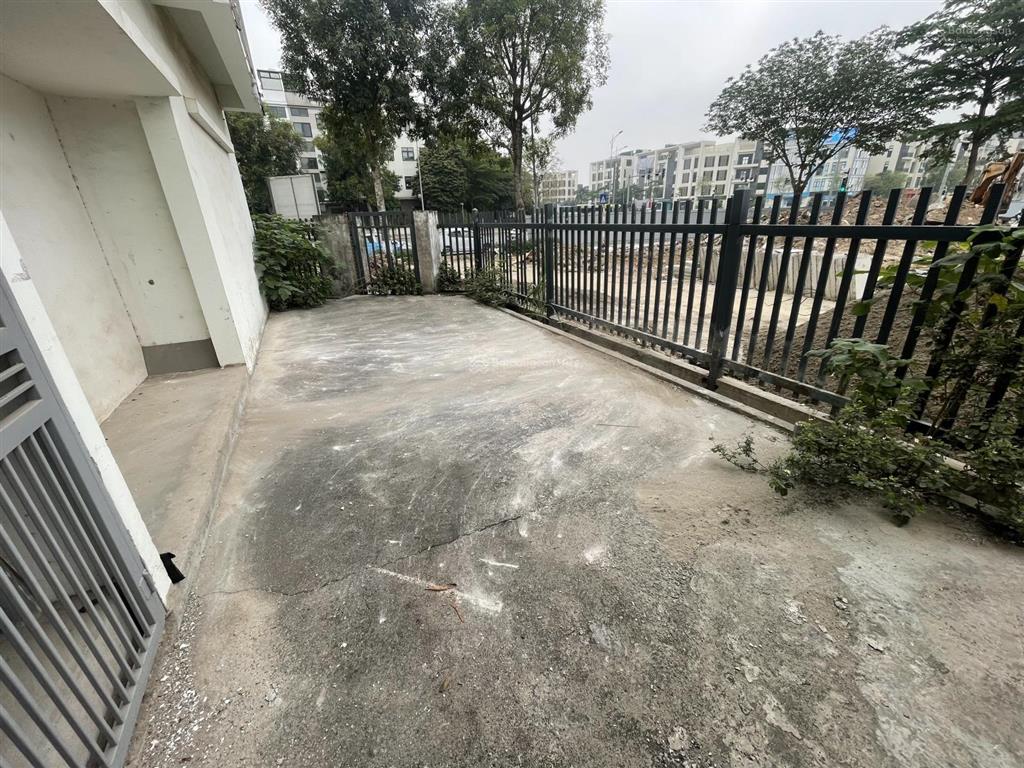 Bán gấp lô đất mặt phố lộc, đỗ nhuận gần cv hoà bình, góc siêu đẹp,đấu giá, dân trí kinh doanh vip