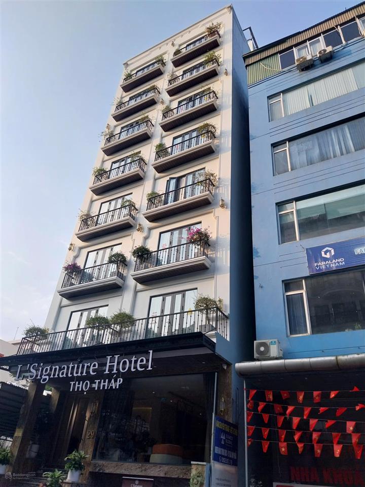 Bán khách sạn mặt phố hàng buồm, hoàn kiếm view hồ gươm, hai chiều ô tô, 150m 10t 45pn 1,3 tỷ/tháng