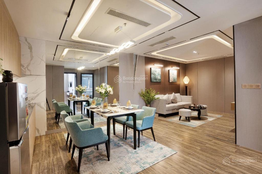 Bán nhà phố liễu giai, ba đình, cạnh lotte, 139m 11mt 6 tầng kd 250tr/th vỉa hè,500m hồ tây  74 tỷ