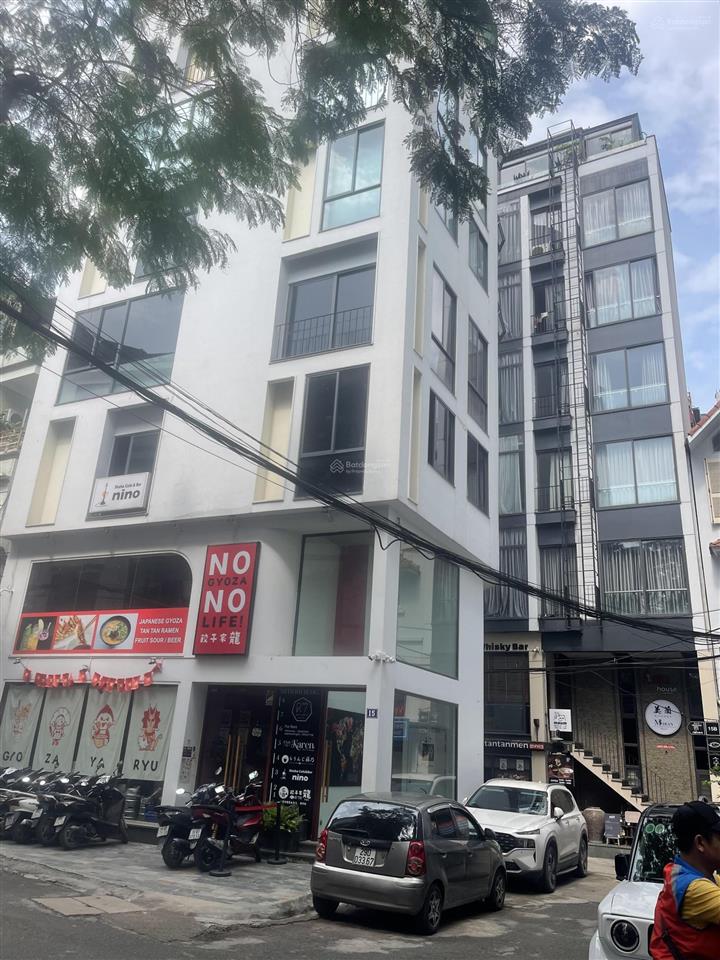 Bán nhà phố liễu giai, ba đình, cạnh lotte, 139m 11mt 6 tầng kd 250tr/th vỉa hè,500m hồ tây  74 tỷ