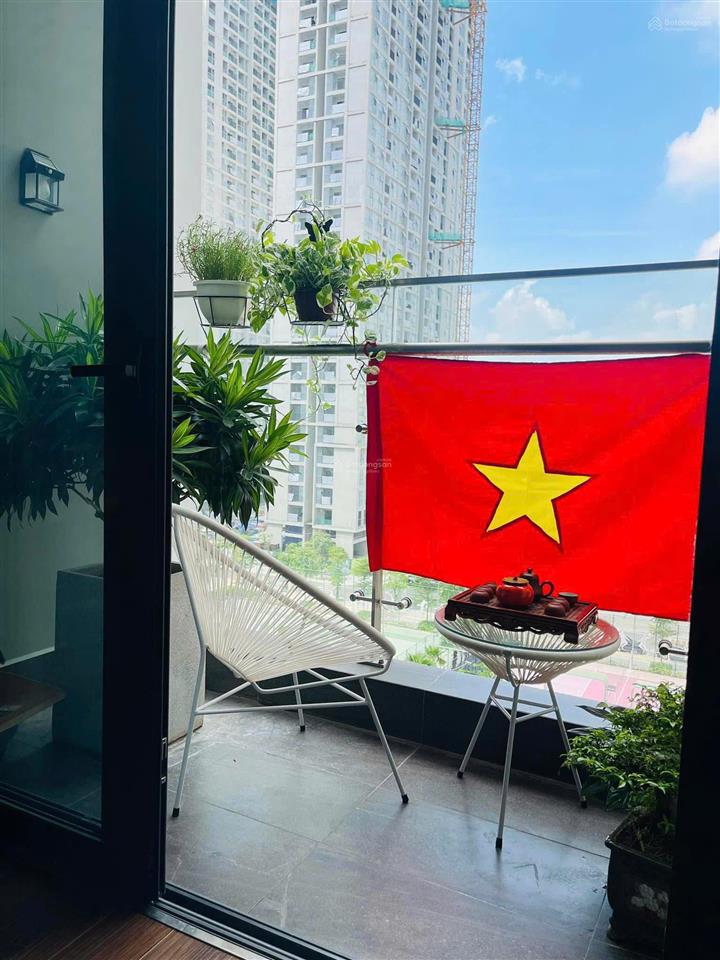 Bán căn hộ 2pn, 2wc 68m2, giá chỉ từ 6,8 tỷ dự án masteri west height.  0984 576 ***