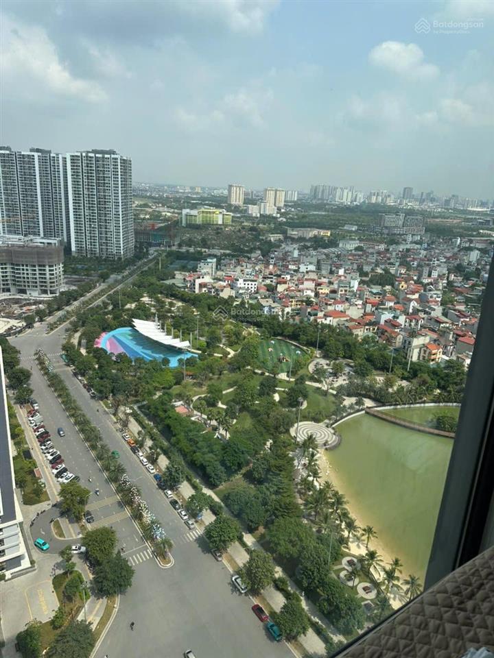 Bán căn hộ view hồ 82m2 dự án masteri west heights.  0865 932 ***