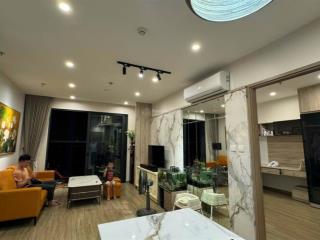 Bán căn hộ 3pn 2wc 88,5m2 giá chỉ 7,x tỷ vinhomes smart city.  0984 576 ***