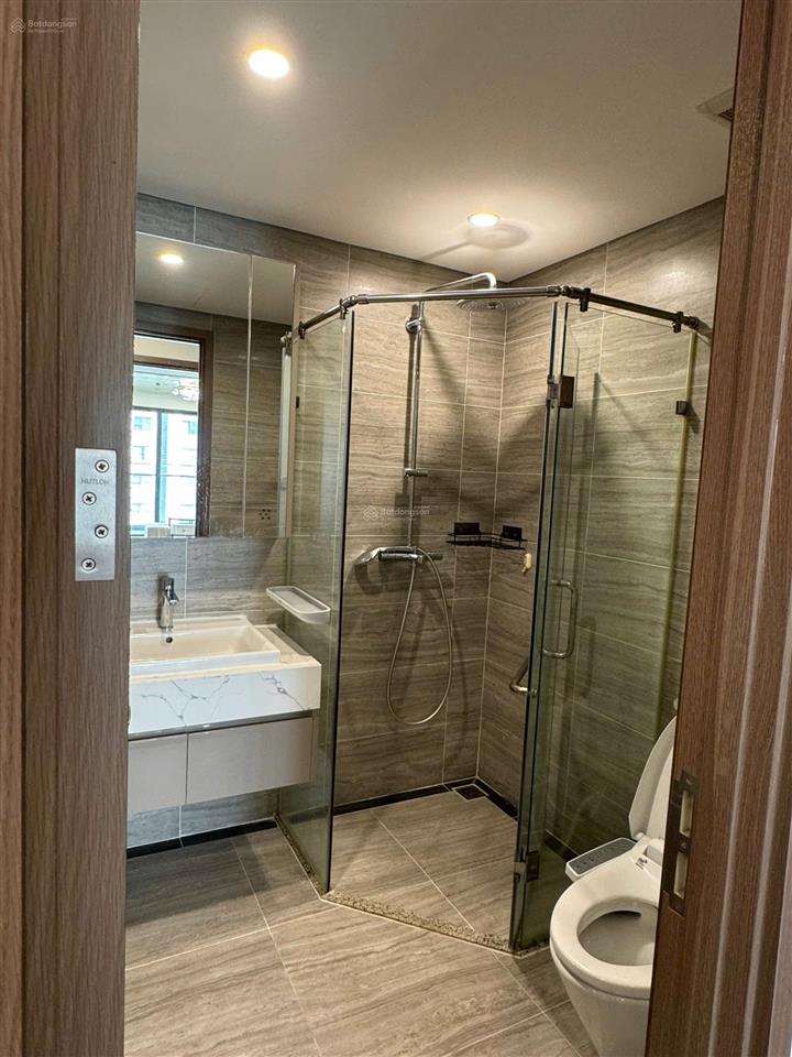 Bán căn hộ 3pn2wc view hồ 87,5m2 giá 7,x tỷ the tonkin smart city.  086932687