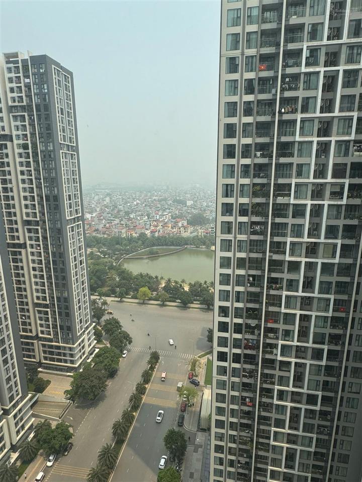 Bán căn hộ 3pn2wc view hồ 87,5m2 giá 7,x tỷ the tonkin smart city.  086932687