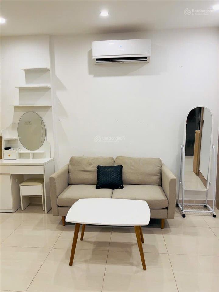 Bán căn hộ studio 36m2 giá 2, x tỷ dự án kđt vinhomes smart city.  0984 576 ***