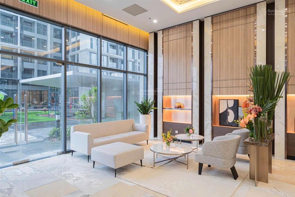 Bán căn hộ 3pn2wc 89m2 giá 8,4 tỷ view hồ dự án masteri west heights.  0865 932 ***