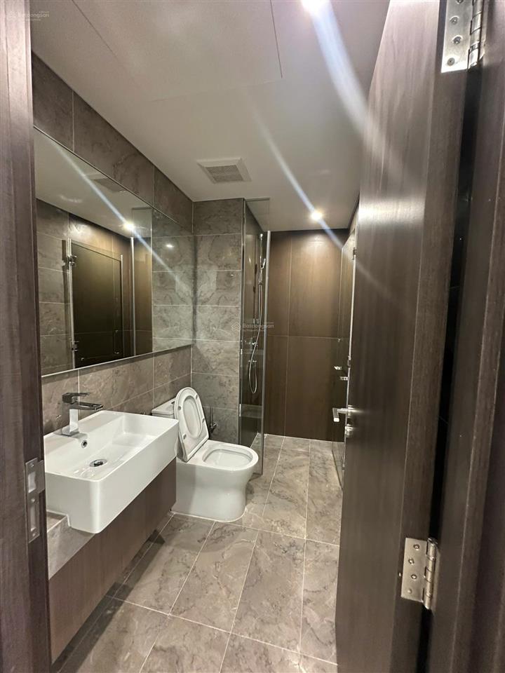 Cắt lỗ căn hộ 2pn2wc 71,6m2 giá 6 tỷ tòa a1 dự án lumiere evergreen.  0865 932 ***