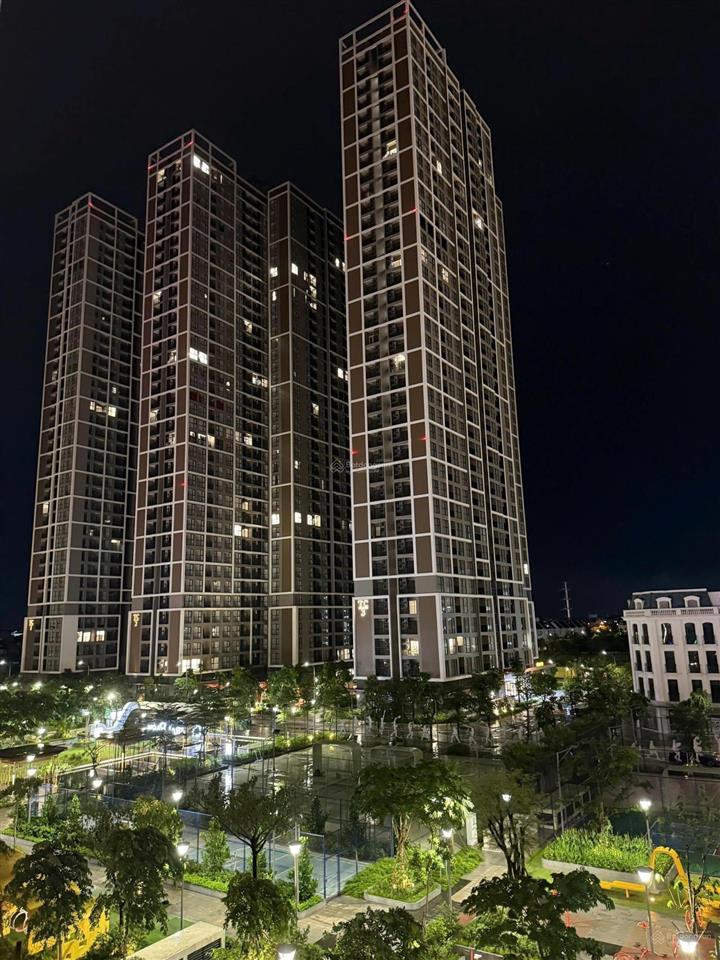 Bán căn hộ 2pn 2wc 68m2 giá 5 tỷ dự án masteri west heights.  0865 932 ***