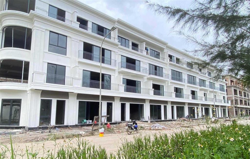 Đất ven biển tp hạ long  trung tâm thành phố giá chỉ từ 17 triệu/m2 đất