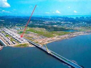 Đất ven biển tp hạ long  trung tâm thành phố giá chỉ từ 16 triệu/m2 đất