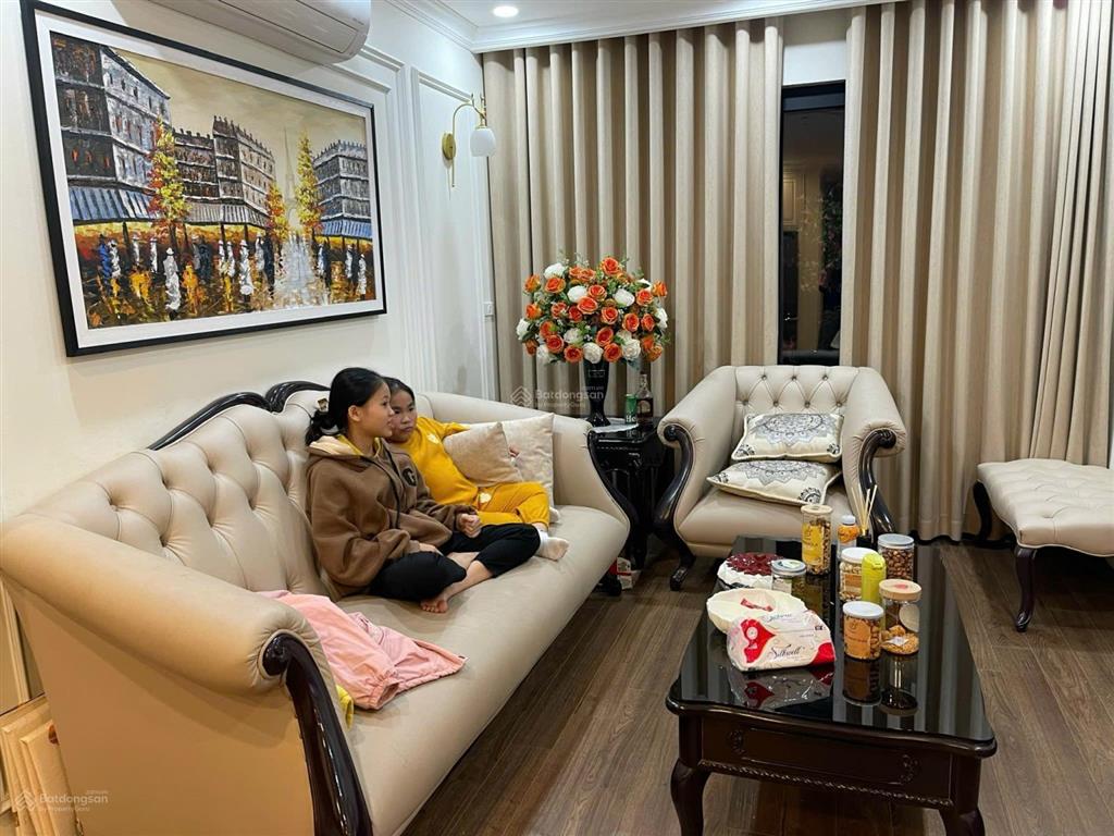 Chính chủ bán căn hộ 3pn đủ đồ dự án vinaconex kim văn, kim lũ.