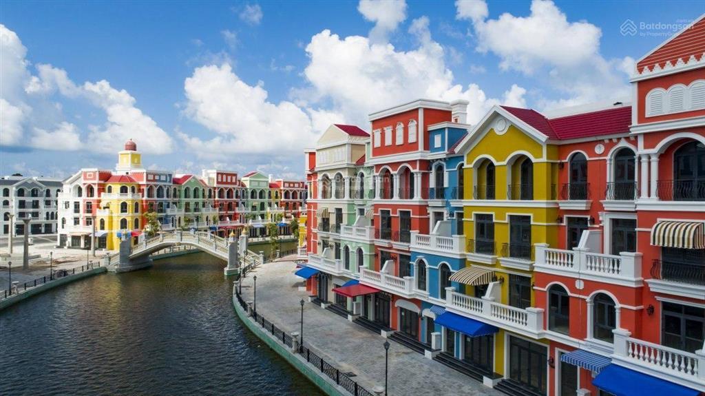 Tìm chủ cần bán shophouse grand world phú quốc