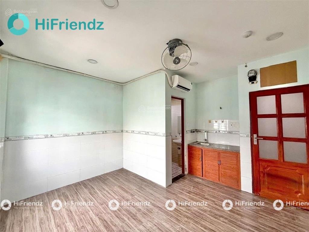 Trọ hà đặc sẵn máy lạnh thang máy gần cvpm quang trung