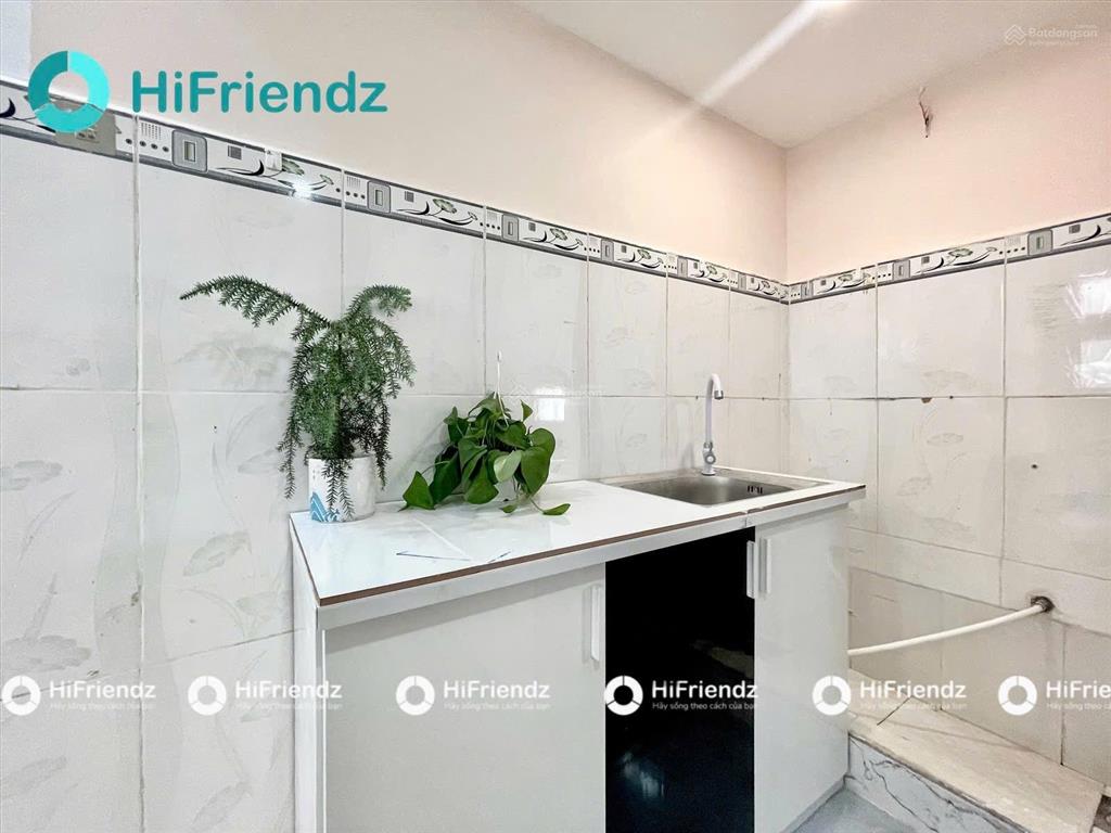 Trọ 2tr7 tô ký, ngay công viên phần mềm