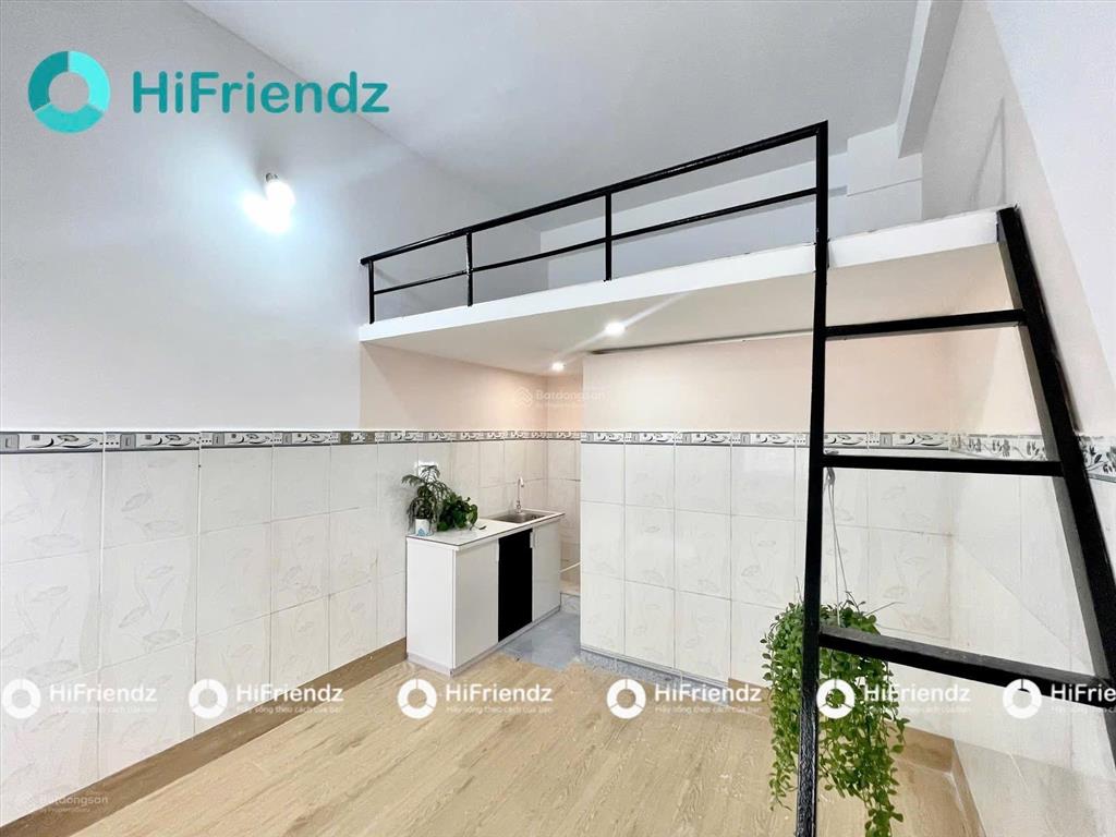Trọ 2tr7 tô ký, ngay công viên phần mềm