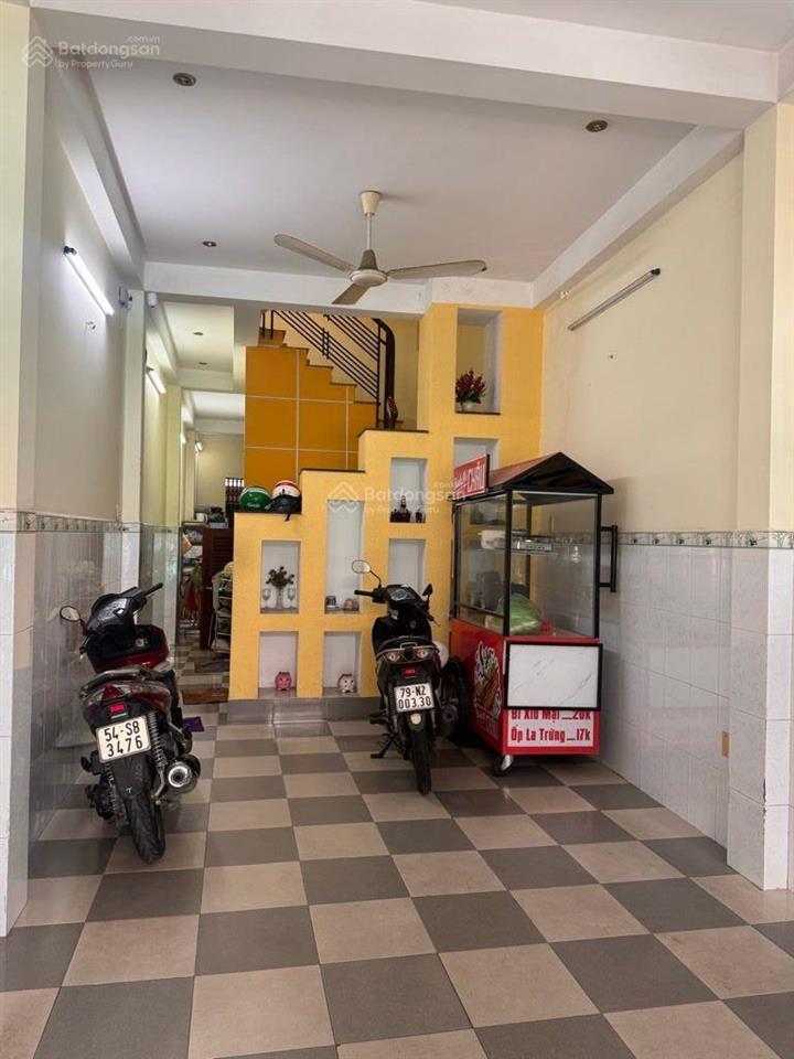 Khu hiếm nhà bán  nguyễn lâm  3 tầng btct 2 mặt hẻm trước sau, dt 74m2, nhỉnh 8 tỷ