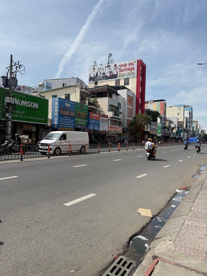 Dt 105m2, nhỉnh 16.x t.ỷ con đường huyết mạch ngang 7m hiếm hẻm xe hơi sát mặt tiền