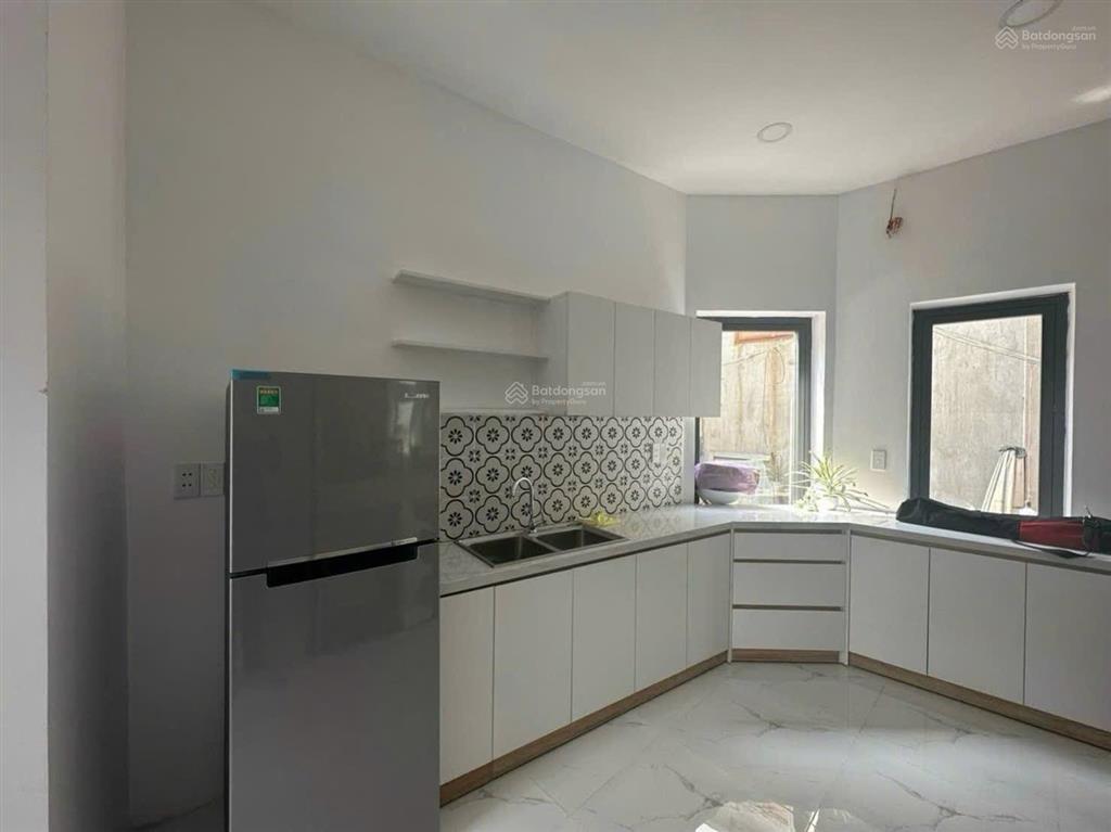 Dtsd 100m2, nhỉnh 7.x tỷ nhà 3 tầng hẻm 2 xe hơi tránh trường sa, sát quận 1