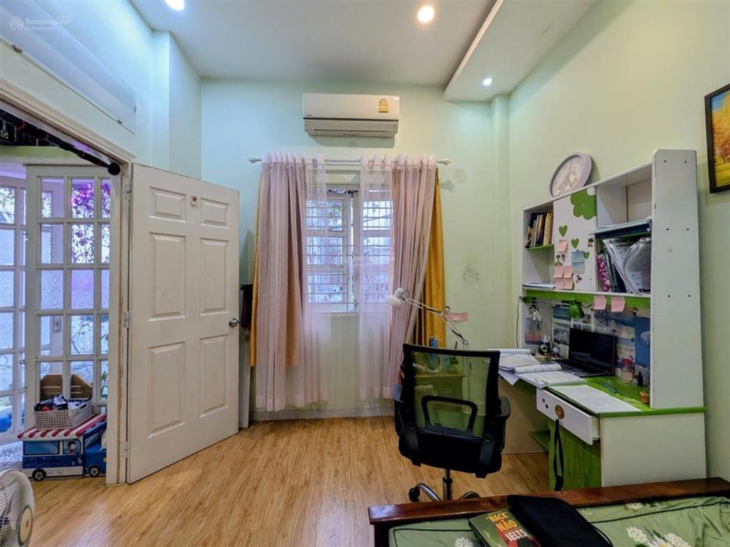 Bán gấp dt 50.4m2, chỉ 5.x tỷ, ngay sân bay tân sơn nhất, bệnh viện 175