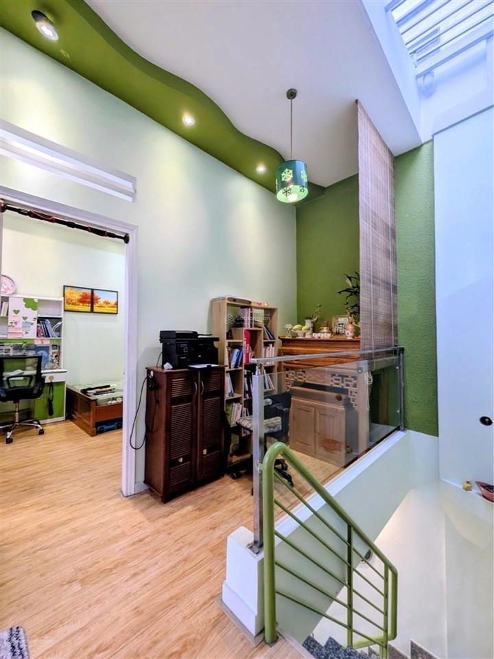 Bán gấp dt 50.4m2, chỉ 5.x tỷ, ngay sân bay tân sơn nhất, bệnh viện 175
