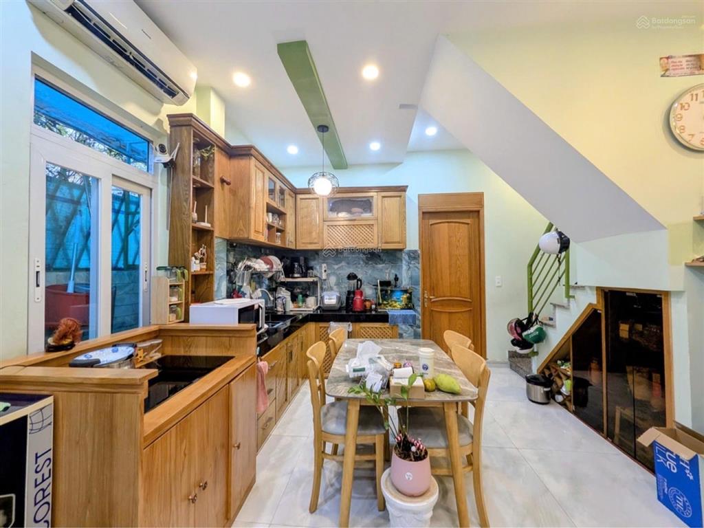 Bán gấp dt 50.4m2, chỉ 5.x tỷ, ngay sân bay tân sơn nhất, bệnh viện 175