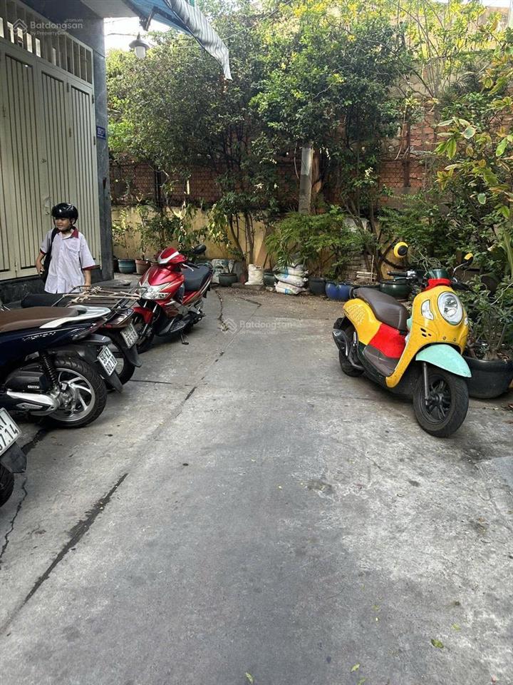 Bán nhà số 109/17 nguyễn văn luông, quận 6. diện tích 35m2, 2 lầu. giá 5 tỷ 0917 331 ***