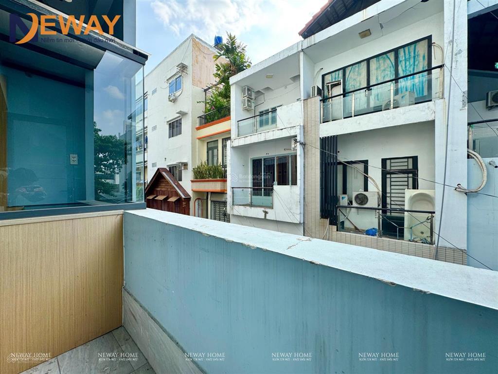 Cho thuê phòng duplex full nội thất  ban công ở bàu cát 2, tân bình